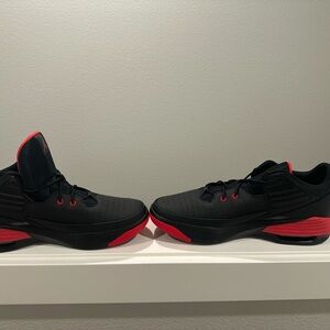 Nike air men’s size 16